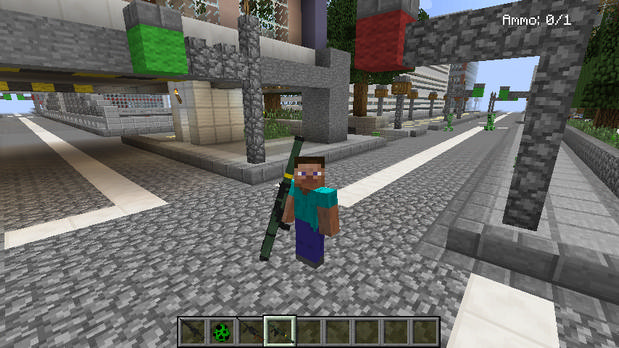 Download Minecraft on a computer with weapon mods