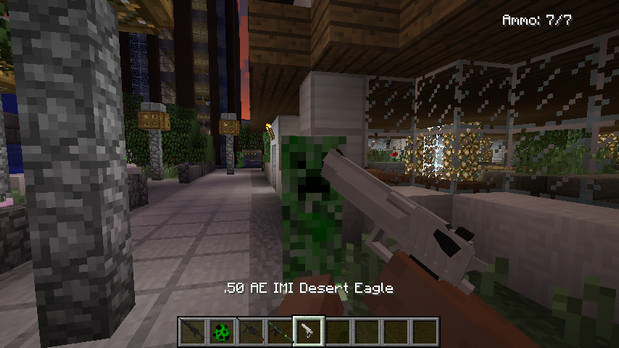 Download Minecraft on a computer with weapon mods
